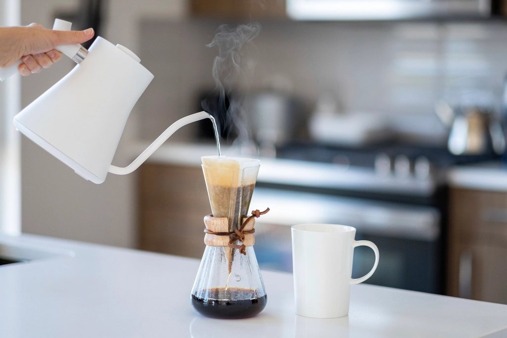 Pha pour-over V60 cho người mới bắt đầu